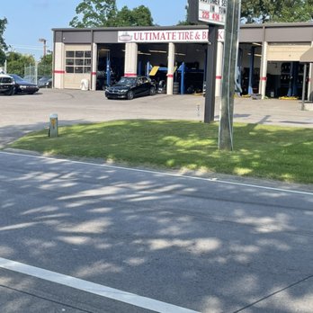 DNA’s Lawn Care - Ultimate tire and brake - Lawn Services Near Me DNA’s Lawn Care - Ultimate tire and brake - Lawn Services Near Me