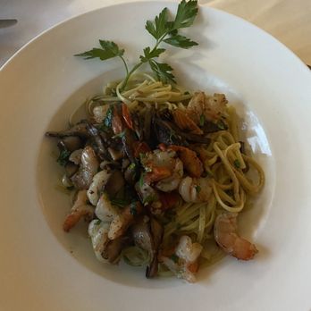 Bellissimo Restaurant - Linguini Bellissimo - Italian Near Me - Fairfax City, Virginia