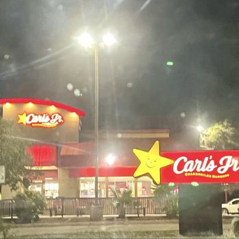 Carl's Jr - Burgers Near Me - Coalinga, California