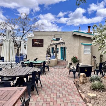 Ahmyo Wine Garden - Wine garden - Wine Bars Near Me - Santa Fe, New Mexico