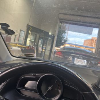 Jiffy Lube - Sitting in the car waiting. It's been easily 30 minutes waiting here one car away. - Auto Repair Near Me - Los Angeles, California Jiffy Lube - Sitting in the car waiting. It's been easily 30 minutes waiting here one car away. - Auto Repair Near Me - Los Angeles, California