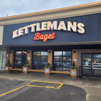 Kettlemans Bagel - Outside - Bagels Near Me - Etobicoke, Ontario
