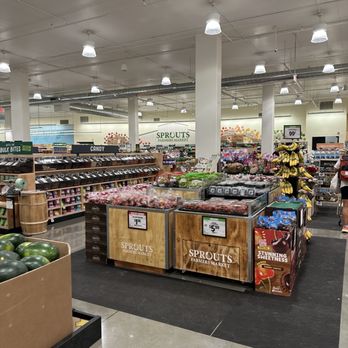 Sprouts Farmers Market - Grocery Near Me - San Leandro, California