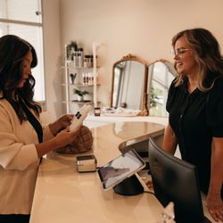 Evolve by Tara - Your stylist will always be the one to check you out and schedule your next visit. There is no hand off.