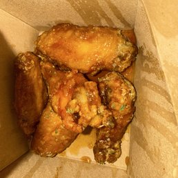 Honey Comb Garlic Wings