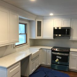 Top Granite and Cabinetry