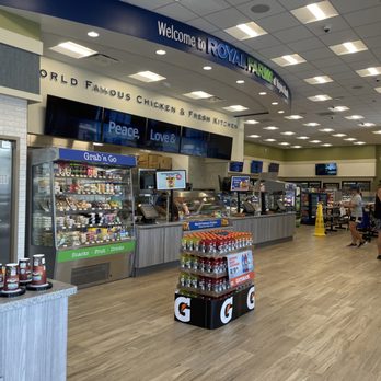 Royal Farms - Chicken order area - Gas Stations Near Me - Virginia Beach, Virginia