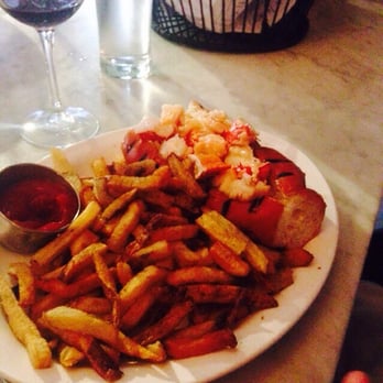 Neptune Oyster - Lobster Roll! - Seafood Near Me - Boston, Massachusetts Neptune Oyster - Lobster Roll! - Seafood Near Me - Boston, Massachusetts
