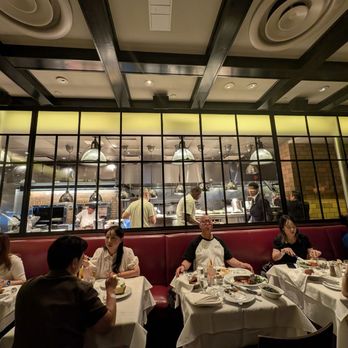 Gallaghers Steakhouse - Steakhouses Near Me - New York, New York Gallaghers Steakhouse - Steakhouses Near Me - New York, New York