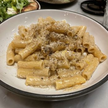OSTE - RIGATONI CACIO E PEPE - Italian Near Me - Los Angeles, California