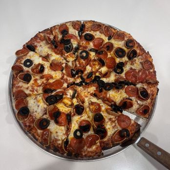 Mountain Mike's Pizza - Pepperoni and black olives pizza - Chicken Wings Near Me - Tucson, Arizona