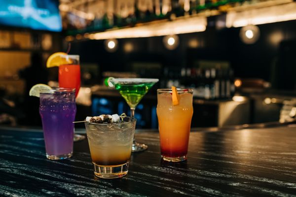 Woolley's Kitchen & Bar by null