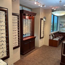 Atlantic Eye - More glasses and the waiting area.
