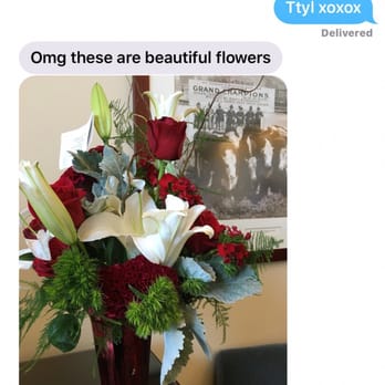 Devin Designs Flowers - The text msg We received from my Mom this morning. We are all very pleased! Thank you for making this moment last forever! - Florists Near Me - Grapevine, Texas