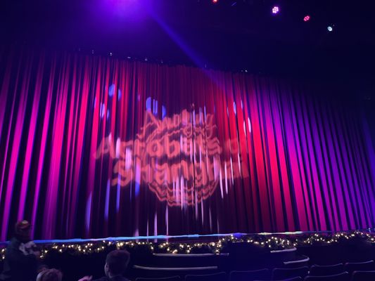 Mickey Gilley Grand Shanghai Theatre by null