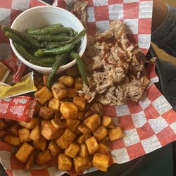 Hog Wild Express - Pulled pork