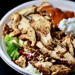 Salad Bowl (double chicken shawarma, with garlic and harissa sauce)