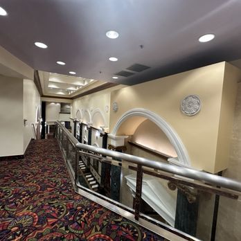 Regency Calabasas Commons - Upstairs balcony looking down the left corridor - Cinema Near Me - Calabasas, California