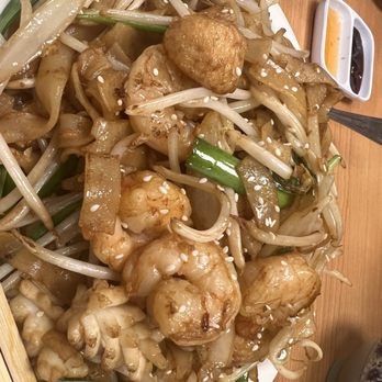 Asian BBQ & Noodle - 75. Seafood Chow Fun (Dry) - Chinese Near Me - Las Vegas, Nevada Asian BBQ & Noodle - 75. Seafood Chow Fun (Dry) - Chinese Near Me - Las Vegas, Nevada