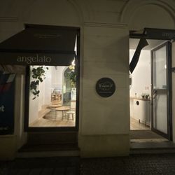 Angelato - Store front at night