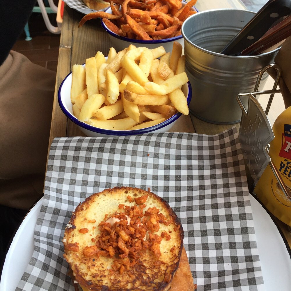 Bread Meats Bread - Burgers Near Me - Edinburgh, EDH Bread Meats Bread - Burgers Near Me - Edinburgh, EDH
