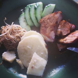 Yemaya - Je ne connais pas le nom de ce plat mais a chaque fois cest franchement bon !!