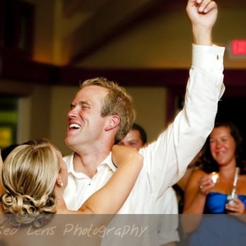 Thrive Entertainment Specialists - DJs Near Me Thrive Entertainment Specialists - DJs Near Me