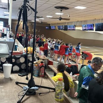 Shrewsbury Lanes - Spectators - Bowling Near Me - St. Louis, Missouri Shrewsbury Lanes - Spectators - Bowling Near Me - St. Louis, Missouri
