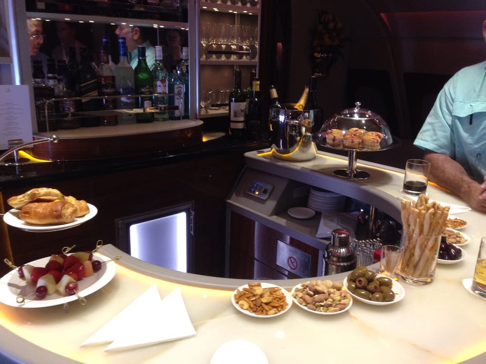 EMIRATES - Updated December 2025 - 39 Photos & 79 Reviews - 380 World Way, Los Angeles, California - Airlines - Phone Number - Yelp