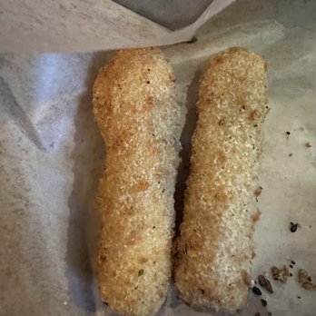 Buffalo Wild Wings - Mozzarella sticks - Chicken Wings Near Me - Fresno, California