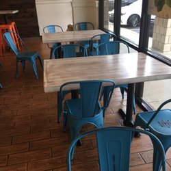 Tropical Smoothie Cafe