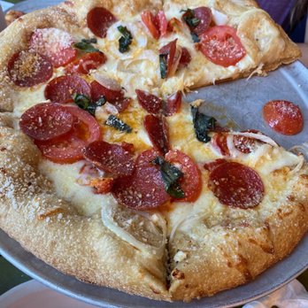 Mellow Mushroom Downtown Atlanta - Great White with pepperoni - Pizza Near Me - Atlanta, Georgia