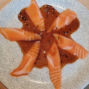 Bondi - Salmon Sashimi - Sushi Bars Near Me - New York, New York