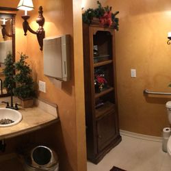 Seasons Spa and Salon - The Season' are represented, everywhere