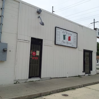 La Mexicana - Looks questionable from the outside but go in anyway, you won't be sorry! - Convenience Stores Near Me - Richmond, Indiana La Mexicana - Looks questionable from the outside but go in anyway, you won't be sorry! - Convenience Stores Near Me - Richmond, Indiana