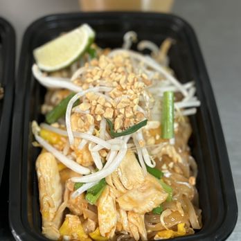 KHAO SOI THAI ZEN - Updated February 2026 - 89 Photos & 64 Reviews