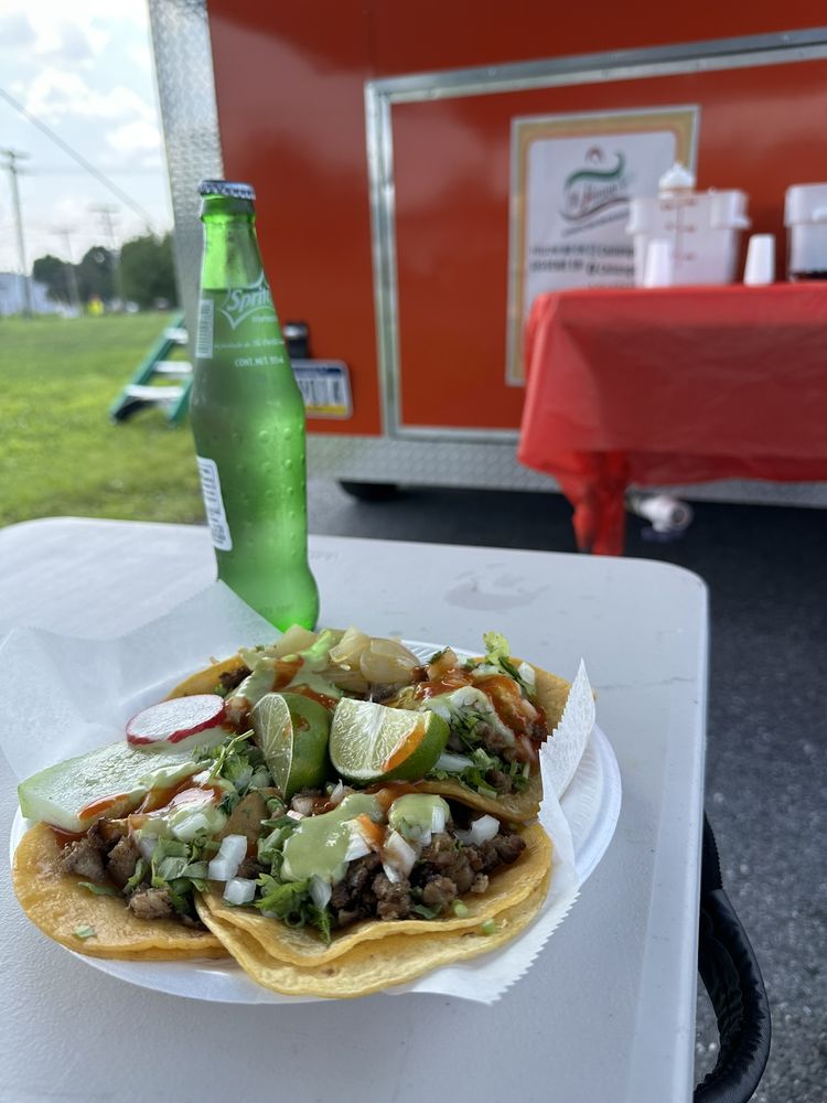 Chilango's Logo