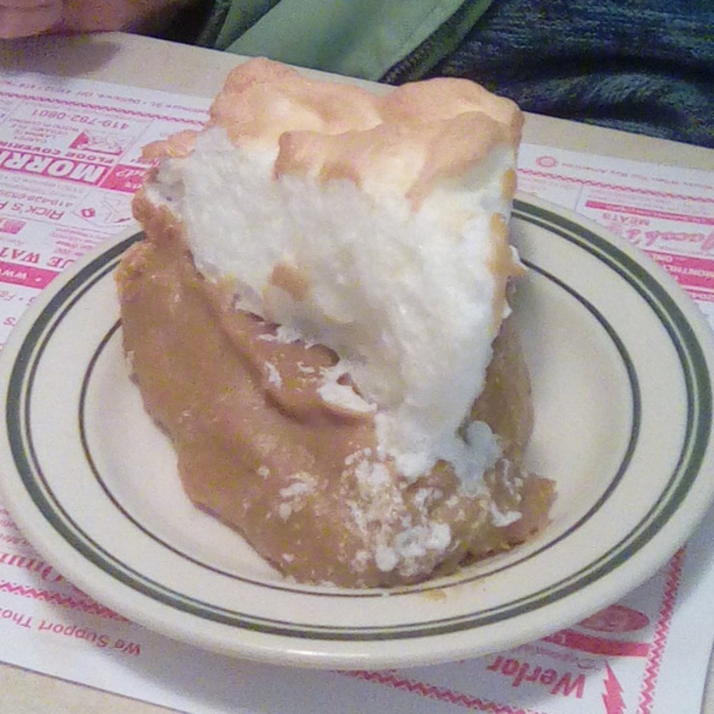 Bud's Restaurant - Diners Near Me - Defiance, Ohio