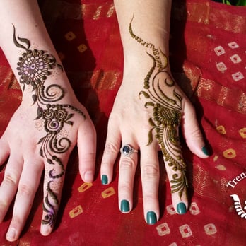 Trendy Henna - Simple, fast, trendy and elegant party henna designs - www.TrendyHenna.com - Henna Artists Near Me Trendy Henna - Simple, fast, trendy and elegant party henna designs - www.TrendyHenna.com - Henna Artists Near Me