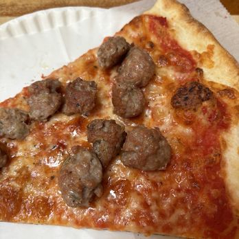 Louie & Ernie's Pizza - Pepperoni - Pizza Near Me - Bronx, New York