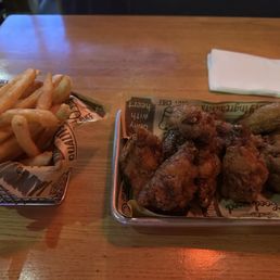 Small Fried Chicken wing Small Fried Chicken wing