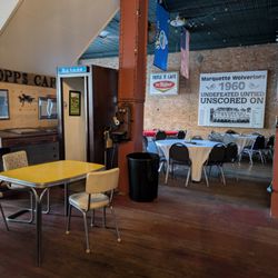 Smoky Valley Distillery, Marquette