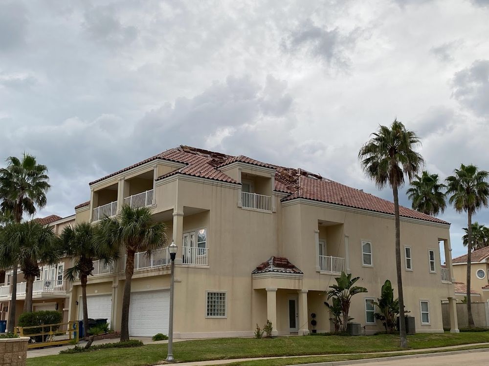 Slide of Reyes Roofing
