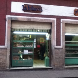 La Infancia panadería y pastelería - Fachada