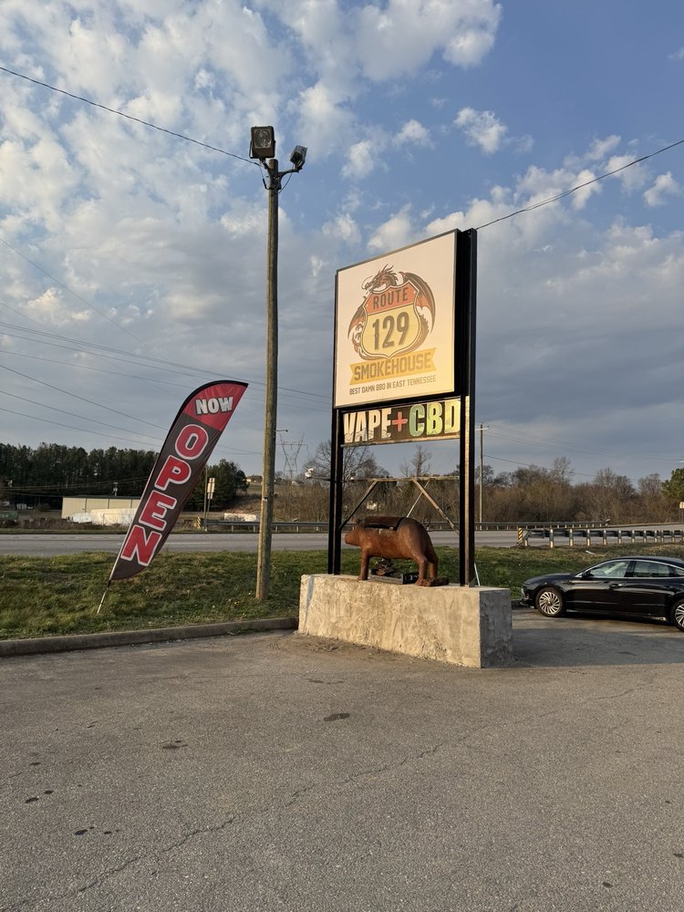 Route 129 Smokehouse Logo