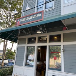 Exterior outside entrance of Toppings Too Restaurant - Union City, California Exterior outside entrance of Toppings Too Restaurant - Union City, California