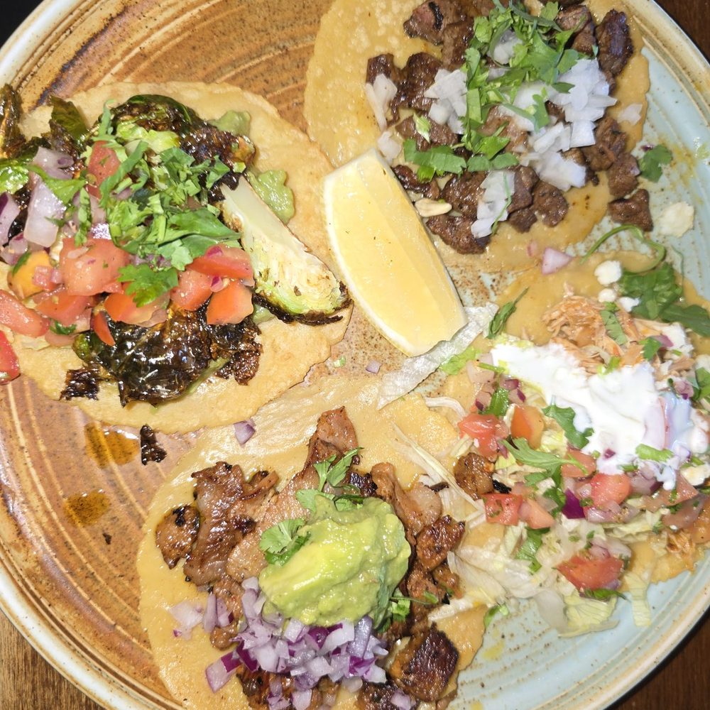 Umbrella Taco - Veggie, chicken tinga, al pastor and carne Asada tacos - Tacos Near Me - West Hollywood, California Umbrella Taco - Veggie, chicken tinga, al pastor and carne Asada tacos - Tacos Near Me - West Hollywood, California