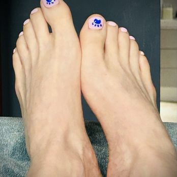 Nail Kiss - Nail Salons Near Me - Royal Oak, Michigan