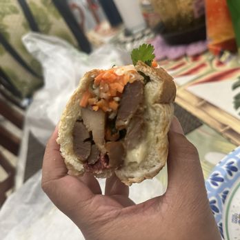 Pho King - BBQ Chicken Banh Mi cross-section - Vietnamese Near Me - Wahiawa, Hawaii