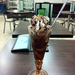 VOLLMER'S EISCAFE
